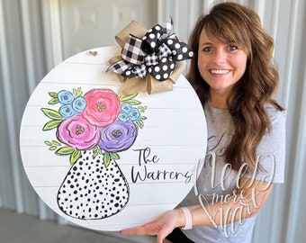 Front Door Welcome Sign - Last Name  Door Hanger - Floral Welcome Sign - Personalized Door Hanger - Gift for Mom - Mother's Day Gift