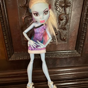 vintage Monster High Doll   11 inch doll