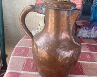 Antike französische Kupferkaffeekanne Deckelkessel handgeschmiedeter Griff, Messingoberteil Anfang 1800er Jahre