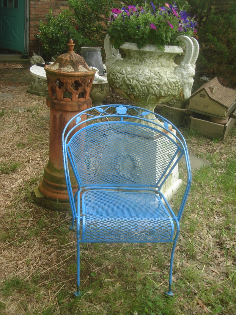 Vintage Metal Lawn Chairs >> Clearance Over 50 Off Vintage Metal Outdoor Chair Antique Etsy Vintage Metal Lawn Chairs >> Clearance Over 50 Off Vintage Metal Outdoor Chair Antique Etsy