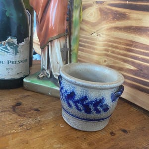 antique salt glazed blue and gray stoneware pottery crock German crock.