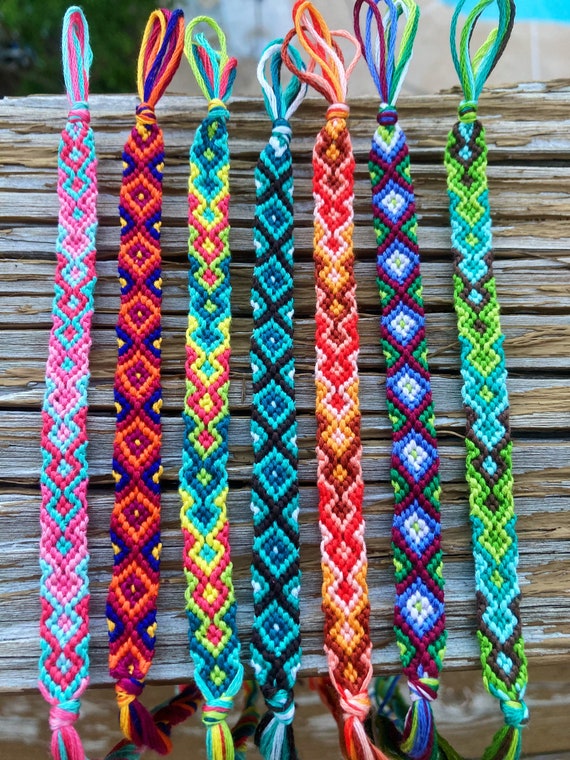 Colorful Chevron Knotted Friendship Bracelet Stocking Stuffer Idea -    Chevron friendship bracelets, Yarn bracelets, Braided friendship bracelets