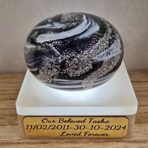Handcrafted Cremation Glass Keepsake: Ashes Memorial Ornament