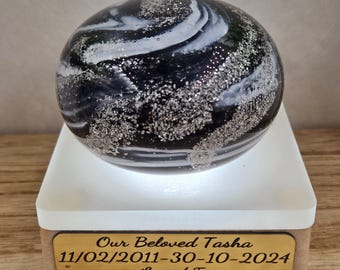 Cremation Ashes Glass Ornament – Handmade Memorial Keepsake for Loved One or Pet