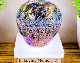 Memorial Glass Apple with Ashes – Unique Handmade Keepsake for Pet Loss or Cremation Tribute