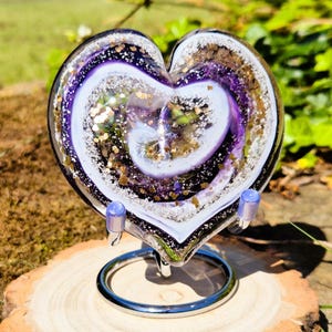 Cremation Ashes Glass Heart Keepsake: Memorial Tribute with Silver & Gold