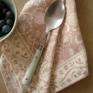 Organic cotton napkins. Suzani Beetles Country Rose