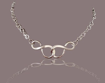 Handmade silver necklace with Infinity pendant, infinity necklace, silver chain choker necklace, silver choker necklace with pendant, italy