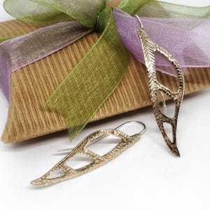 Handmade bronze leaf drop earrings, filigree leaf earrings, long Italian leaf earrings