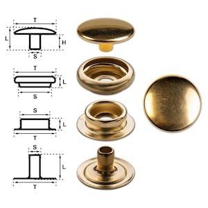Könnte beinhalten: Ein Satz aus vier goldfarbenen Metall-Druckknöpfen. Die Druckknöpfe werden in verschiedenen Montagephasen gezeigt. Das Set enthält einen Deckel, eine Buchse, einen Stift und eine Basis.