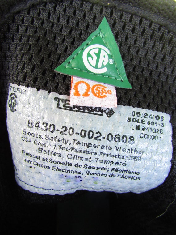 Military clearance approved boots