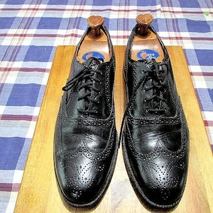 Mens Vintage Gold Bond by Hartt Black Wing Tipped Brogue Pebbled Leather Shoes Size 11 d - Excellent  Condition