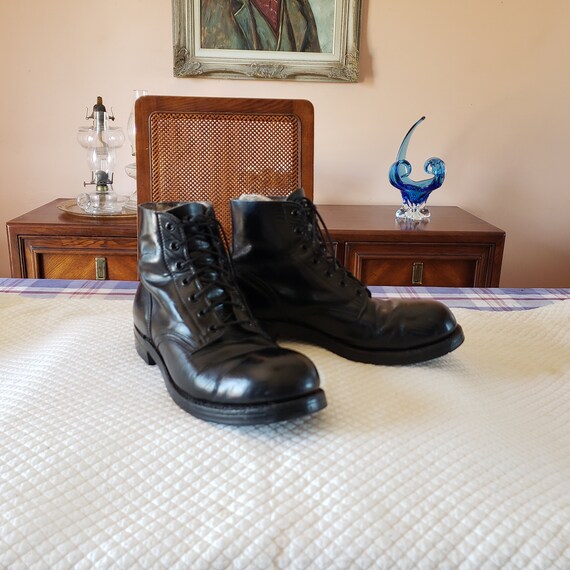 Hh brown boots deals