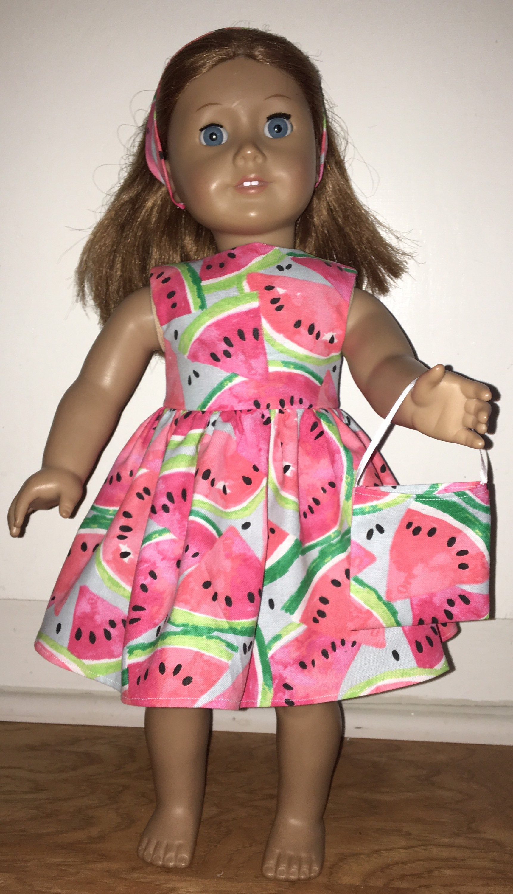 Adorable handmade sleeveless dress with matching shoulder bag doll outfit doll clothes Adorable handmade sleeveless dress with matching shoulder bag doll outfit doll clothes
