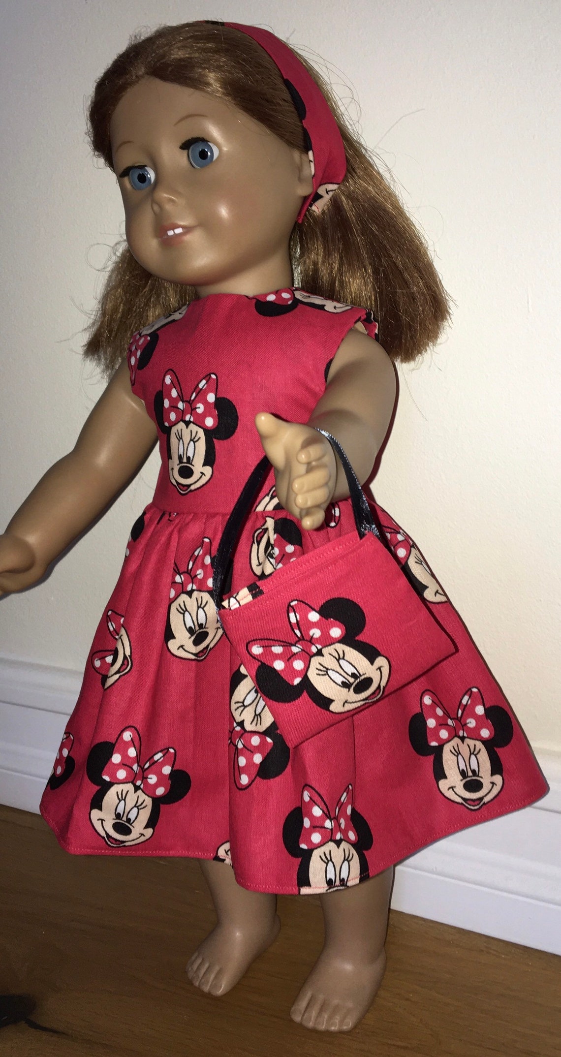 40 inch minnie mouse