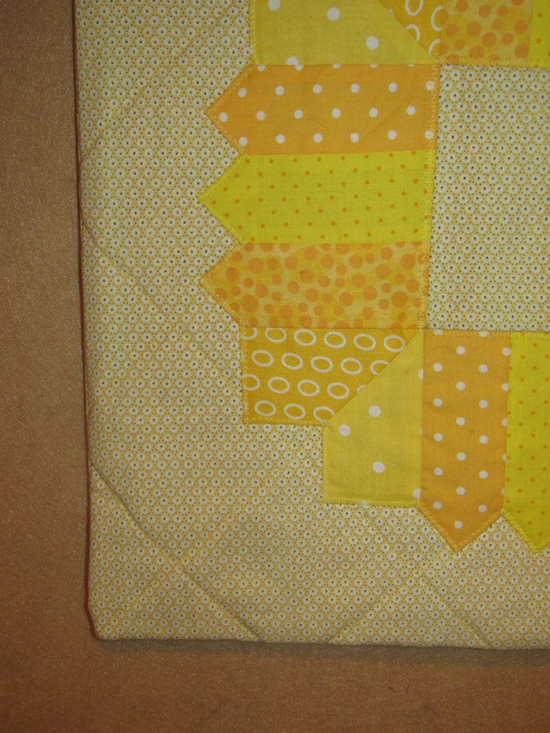 Pillow sham Quilted pillow cover 16-inch pillow sham Housewarming gift Hostess gift Square Dresden Plate Pillow Cover Dresden plate.