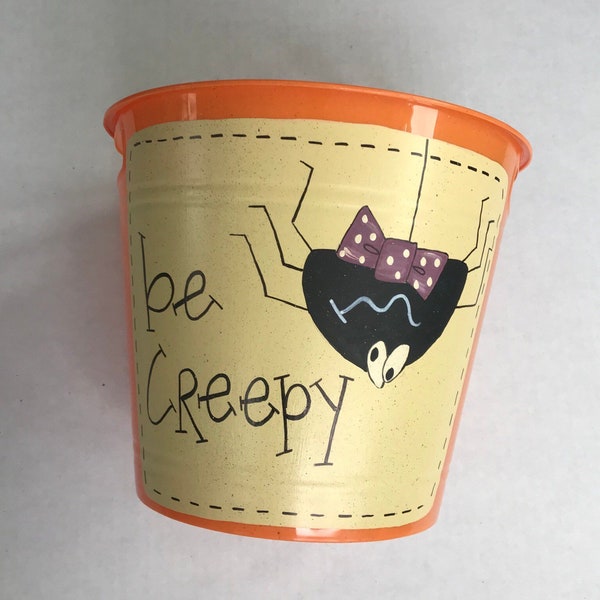 Halloween Bucket, Halloween Basket, Halloween Trash Can, Halloween Decor, Candy Bucket, Candy Basket, Halloween Spider, Be Creepy, Halloween