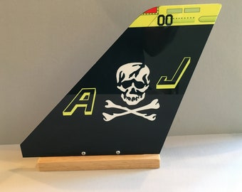 F-14 Tomcat VF-84 Jolly Rogers aircraft tail flash panel 12 in.