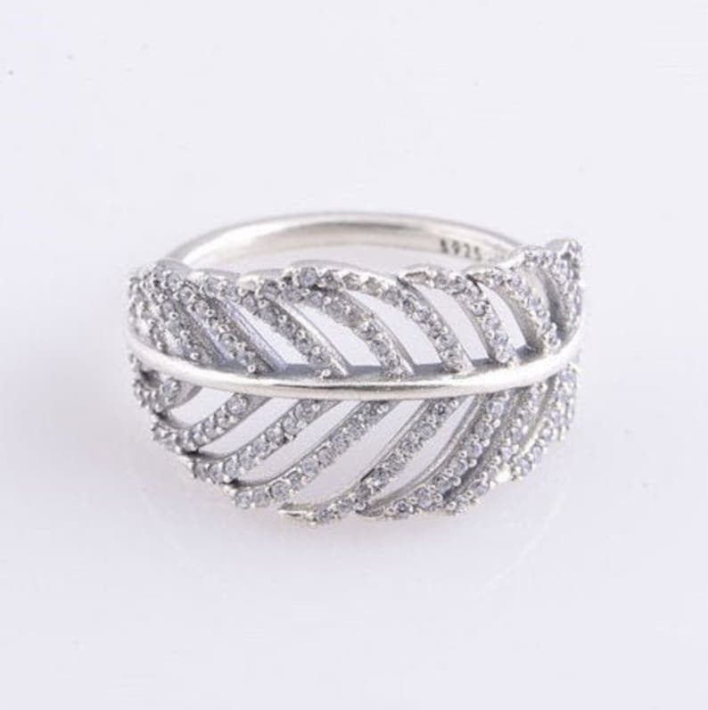2013 Fall Release Sterling Silver Light As a Feather Pav\u00e9 Ring Stackable Ring Woman Jewelry Size 50,52,54,56,58MM