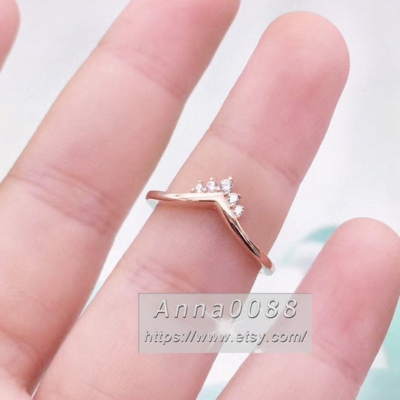 Rose Gold Rose™ Tiara Wishbone Ring 