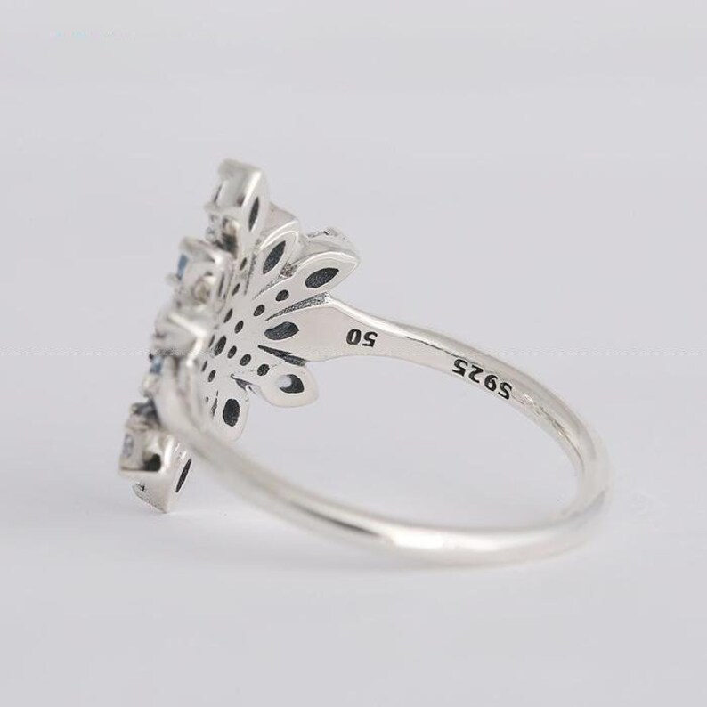 925 Sterling Silver Crystalized Snowflake with Blue Crystals /& Clear CZ Ring For Woman Jewelry Finger Ring