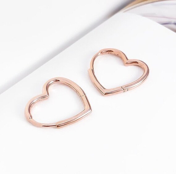 Rose Gold Rose™ Asymmetric Heart Hoop 