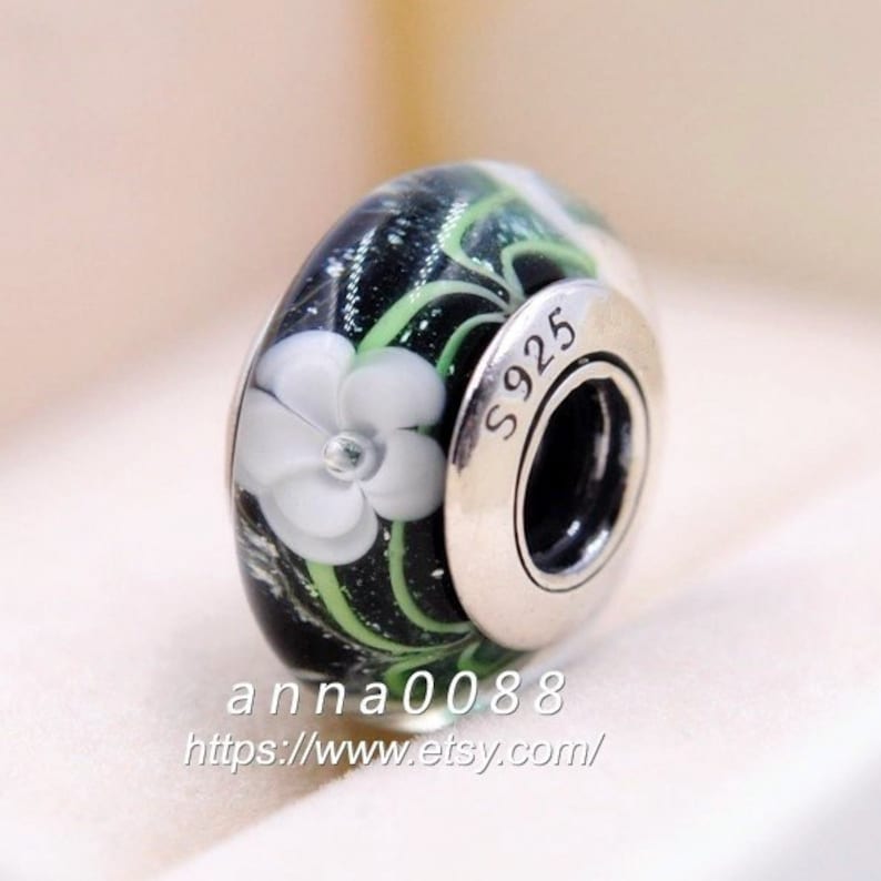 925 Sterling Silver Handmade Glass Lampwork Black /& White Flower Murano Glass Charm Beads Fits All European DIY Bracelets Necklaces