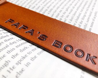 Personalized Name Leather Bookmark - Father's Day - Mother's Day Gift - Anniversary - Grandparent Custom Present - Teacher Retirement Gift