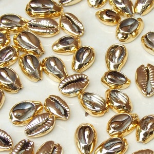 10 Small Gold Plated Cowrie Shell Connector, No Loops, Natural Seashell Pendant, Money Shell, Sea shell - Beach, Pendant, Boho - 13-16mm