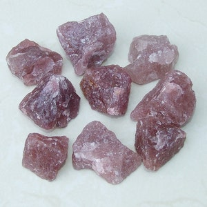 Raw Strawberry Quartz Chunks: Undrilled Natural Gemstone Rocks (1-1/2 - 2 inch)