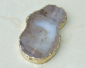Natural Agate Slab Bead  - Irregular Shape - Druzy Agate Pendant - Center Drilled - Gold Edge - 36mm x 56mm - 8687