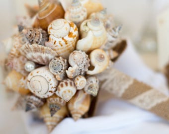 Muschelstrauß, Brautstrauß Meer, Brautjungfer Bouquet, Strand Hochzeit, nautische Hochzeit, Küstenhochzeit, Muscheln Bouquet, Seestern