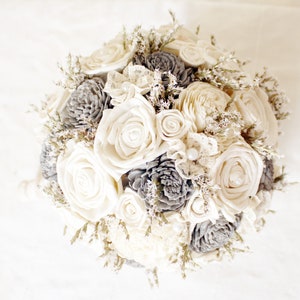 Hochzeitsstrauß, Sola Blumen, Brautstrauß, Brautjungfer Strauß, Sola Blumen Elfenbein / Graufarben, handgemachter natürlicher Hochzeitsstrauß