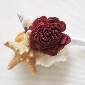 Boutonniere  Shell, Wedding Sea Shell , Sola Flower, Beach Wedding, Groom Boutonniere, Clamshells boutonnieres, Starfish, Button Boutonniere