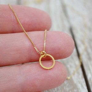 gold necklace, circle 8 mm, golden circle, geometric pendant, pendant circle, gold necklace