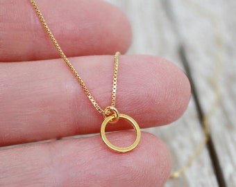 gold necklace, circle 8 mm, golden circle, geometric pendant, pendant circle, gold necklace