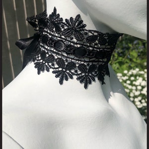 Black Lace Choker Goth Princess Wednesday Ref;N27