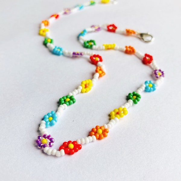 Daisy Necklace Seed Beaded Flower Rainbow Personalized Chain Colourful Choker Boho Pendant Gift for her Birthday gift ideas Funny gift