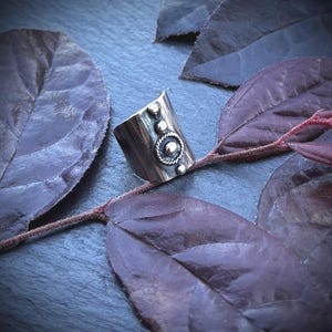 EAR CUFF