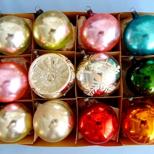 12 Vintage German Lauscha Glass Christmas Tree Ornaments Baubles 1940s
