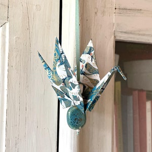 Grue origami porte-bonheur turquoise vert émeraude, carte message voeux personnalisé, petit cadeau Noël en papier japonais, oiseau de paix
