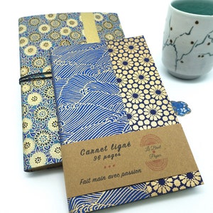 Carnet d'écriture A6 papier japonais bleu et or, petit cahier de poche esprit Japon zen, journal intime outremer, thème marin vague Hokusai