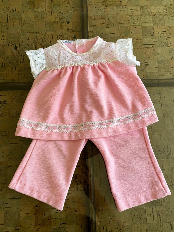 Vintage 70s Doe Spun Baby Pink Polyester Two Piece