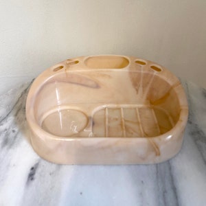 Vtg Plastic Marbleized Bathroom Caddy - One Piece Toothbrush Holder Cup Holder Soap Dish - Peach Bathroom Decor