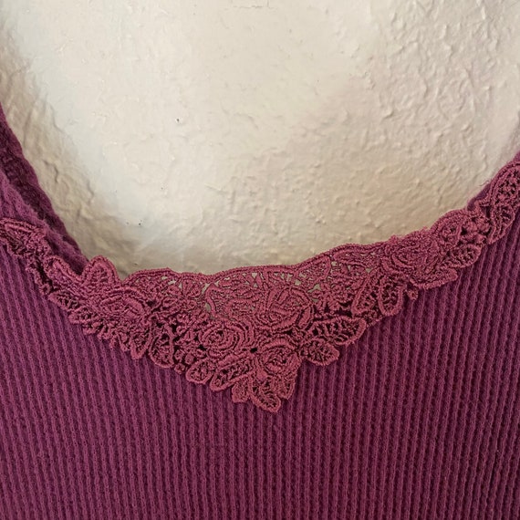 Vtg 90s Betty Blue Waffle Knit and Lace Sleeveles… - image 4