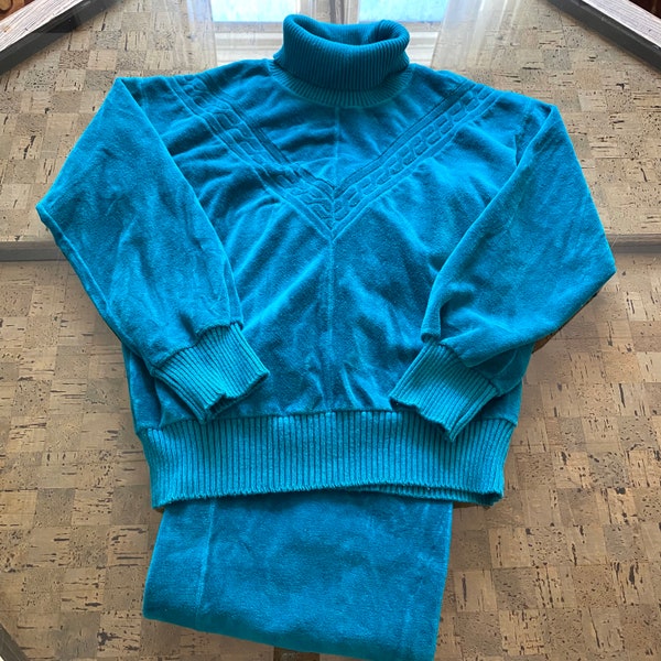 Cable Textured Velour Set main image 1