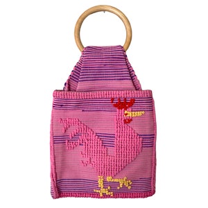 Bolso de mano con diseño de pollo rosa vintage, bolso de sillín, mango de madera, doble cara, bohemio mexicano, hippie, hecho a mano