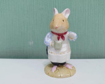 Brambly Hedge by Jill Barklem - Border Fine Arts Dusty Pushing