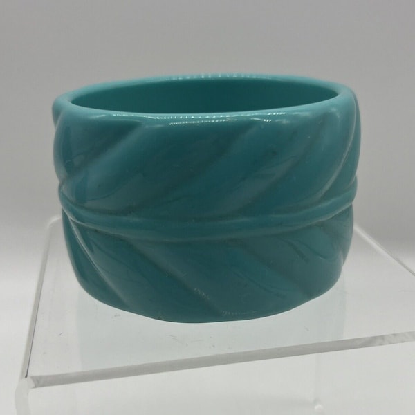 Chunky Wide Light Blue Molded Carved Style Bangle Bracelet 80s Retro