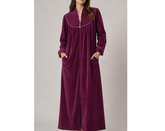70s Vanity Fair Plum Velour Hostess Robe M Quilted Maxi Zip Front Regency